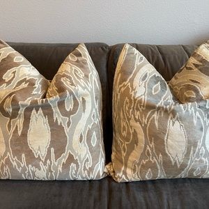 Z Gallerie Throw Pillows